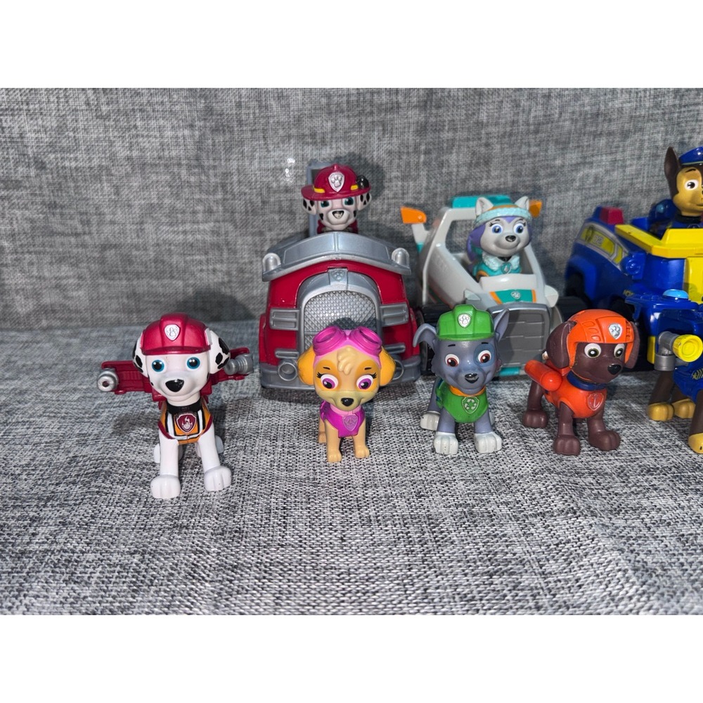 Paw Patrol Toy Lot 12 Figures 4 Vehicles Marshall Chase Skye Rubble Everest - Picture 6 of 10